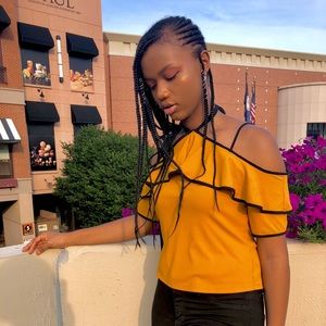 Meet your Posher, Lily